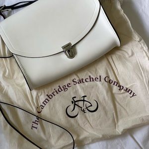 Beautiful white leather side bag